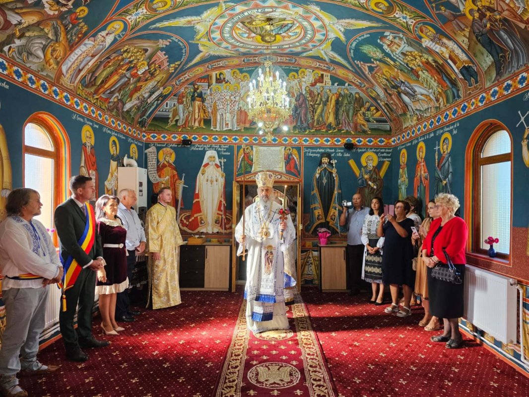 Resfinţirea bisericii din filia Botez, judeţul Mureş 266957