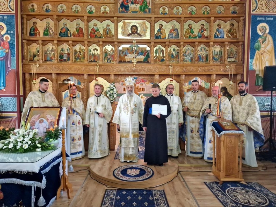 Slujire în Parohia „Sfântul Ioan Botezătorul” din Reghin 267102