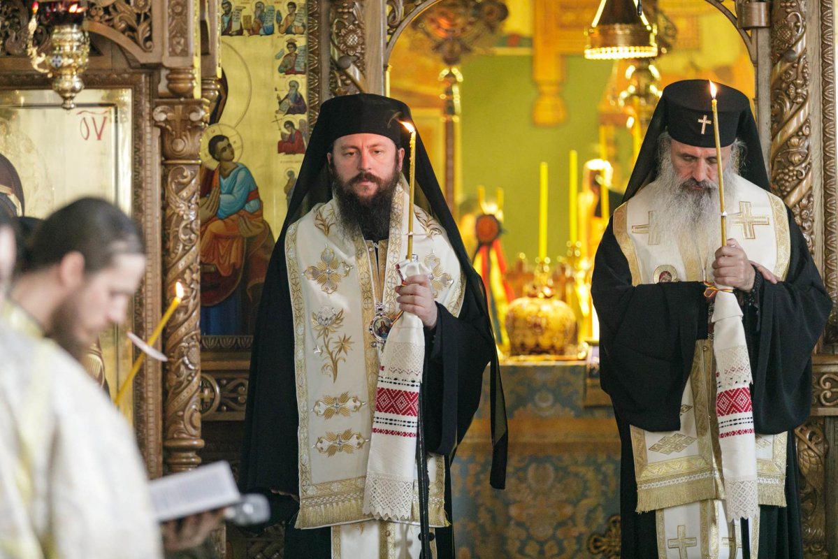 Ieroschimonahul Simeon Zaharia a fost înmormântat 267209