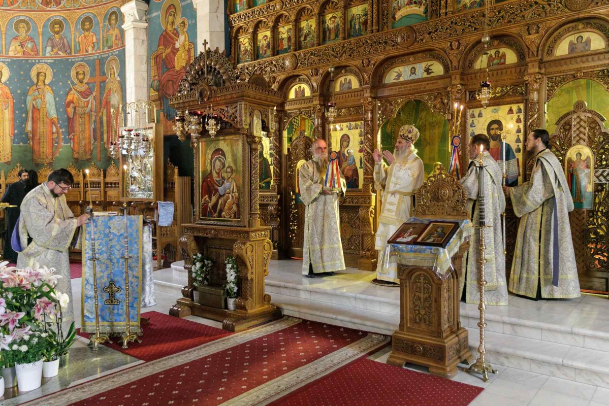 Ieroschimonahul Simeon Zaharia a fost înmormântat 267211