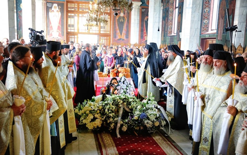 Ieroschimonahul Simeon Zaharia a fost înmormântat 267219