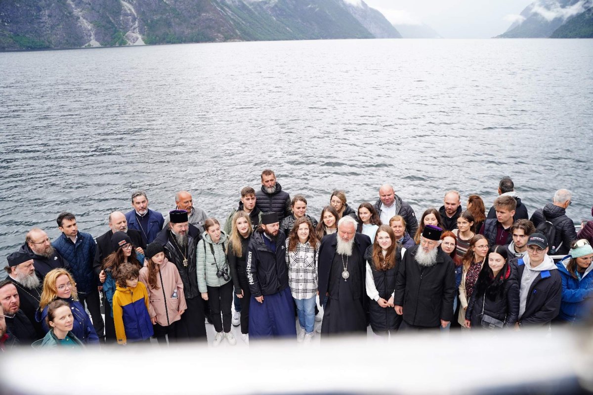 Fiordurile - locuri în care se întâlnesc cerul, pământul și apele 267256