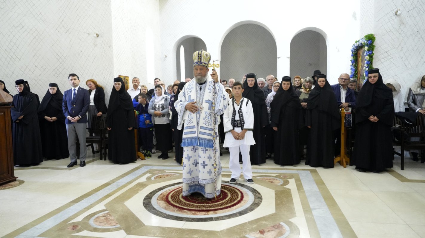 Sfințire la Mănăstirea „Nașterea Maicii Domnului” din Nocrich 267551