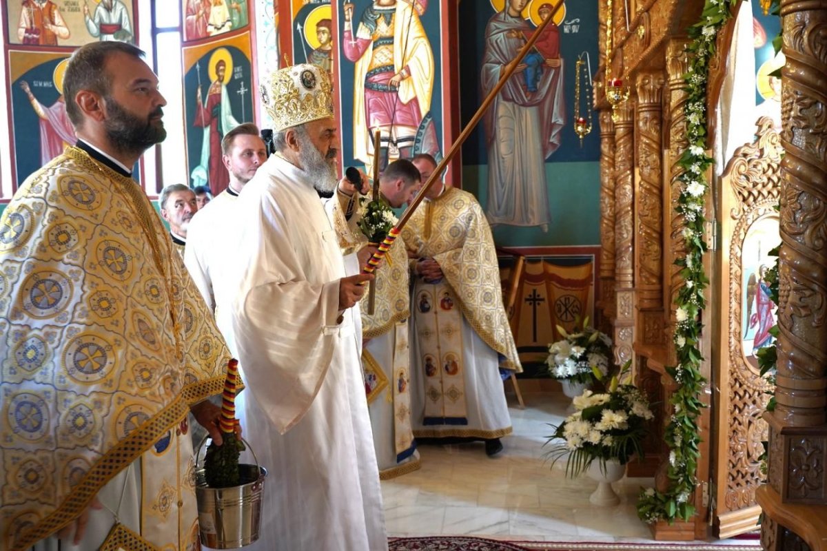 Biserica din Parohia Țelna, Protopopiatul Alba Iulia, a fost târnosită 267672