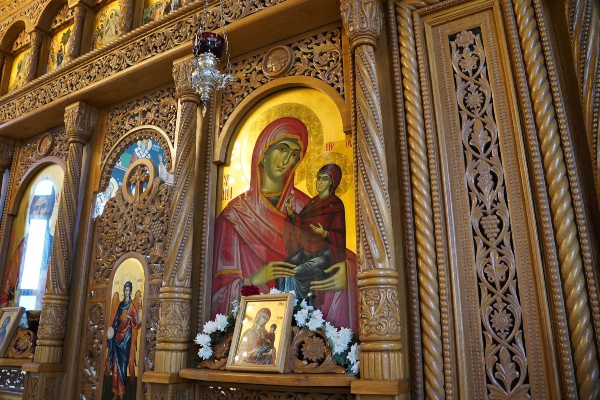 Serbare prin filantropie la Parohia „Sfânta Ana” din municipiul Galați 267697