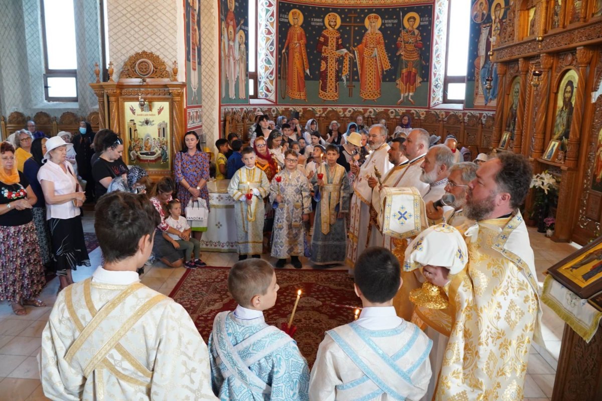 Serbare prin filantropie la Parohia „Sfânta Ana” din municipiul Galați 267698