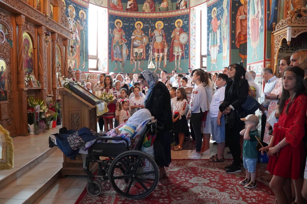 Serbare prin filantropie la Parohia „Sfânta Ana” din municipiul Galați 267701