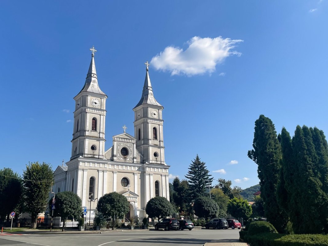 Slujire arhierească la Biserica „Sfântul Ierarh Nicolae” din Năsăud 267663