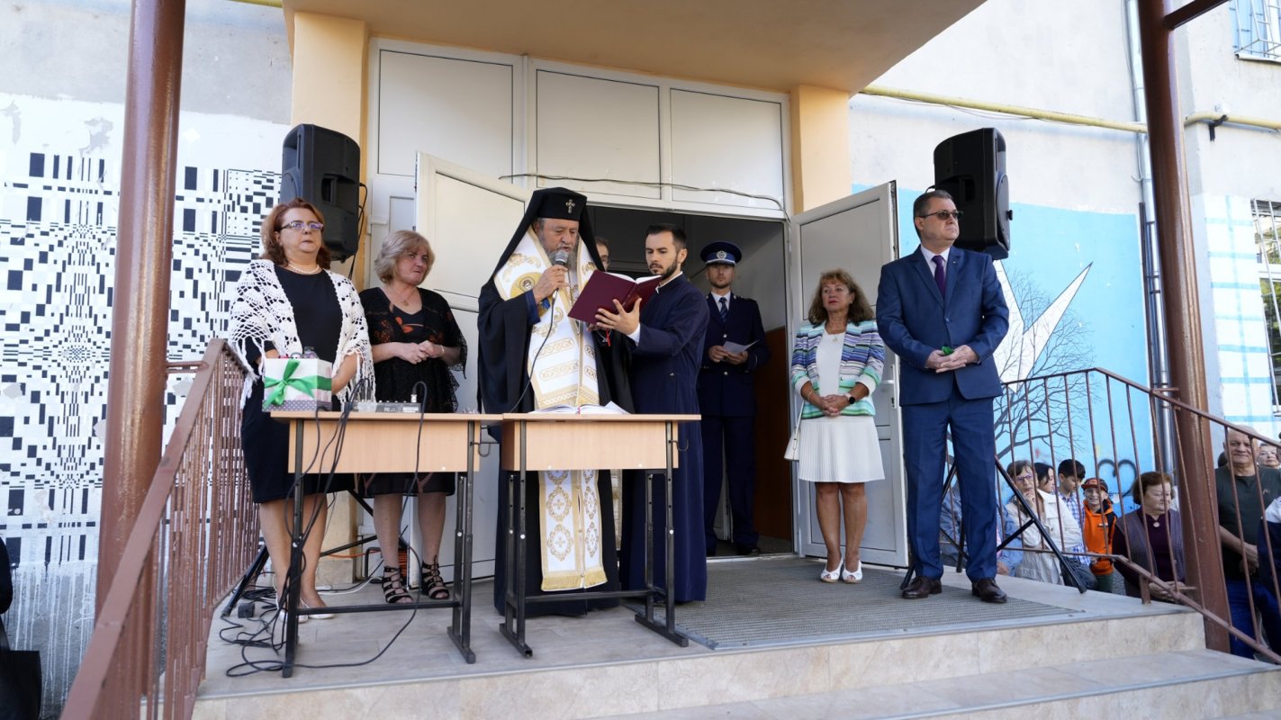 Binecuvântare la început de an școlar pentru elevii din Sibiu 267867