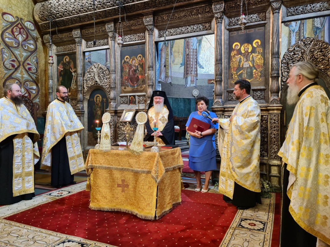 Inaugurarea unei noi clădiri a Colegiului Ortodox „Mitropolitul Nicolae Colan” 267872