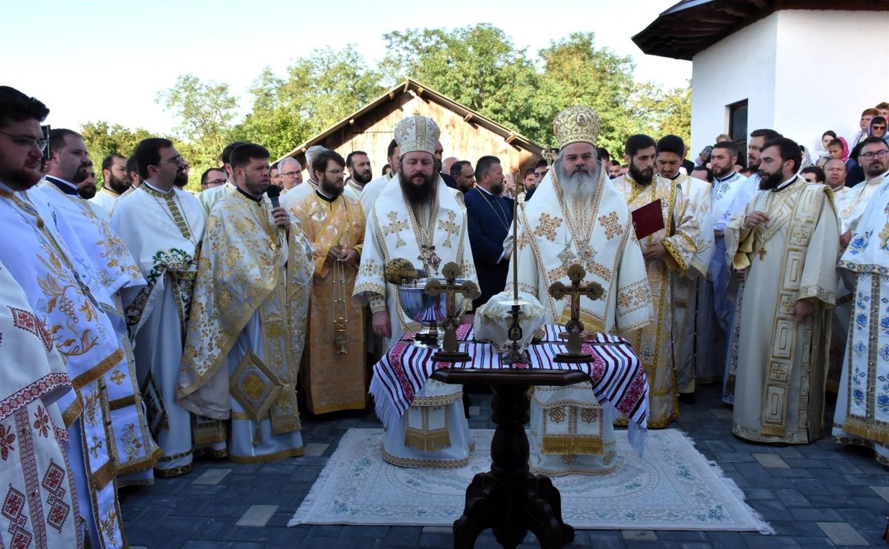 Sfințirea noii biserici a Parohiei Hurdugi, Vaslui 267854