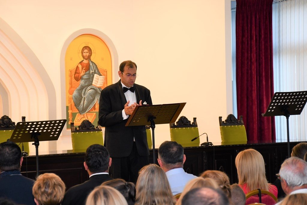 Recital de muzică clasică dedicat Maicii Domnului la Caransebeș 268037