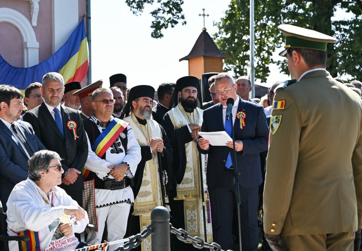 Serbările Naționale de la Țebea, judeţul Hunedoara 268018