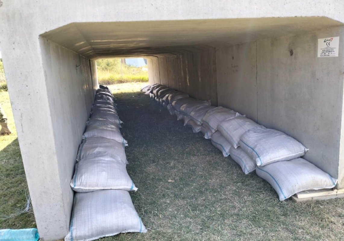 Adăposturi pentru locuitorii din Plauru 268086