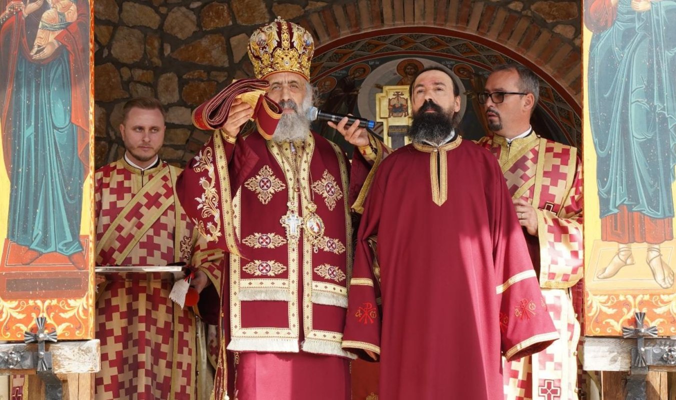 Slujire arhierească la mănăstirea de la Lupșa 268377