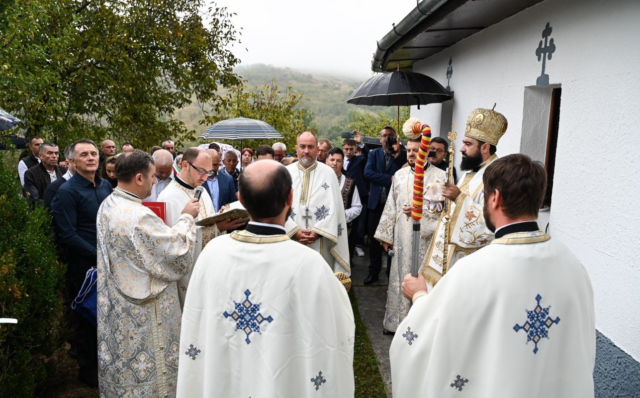 Prezențe arhierești în Duminica după Înălțarea Sfintei Cruci 268668