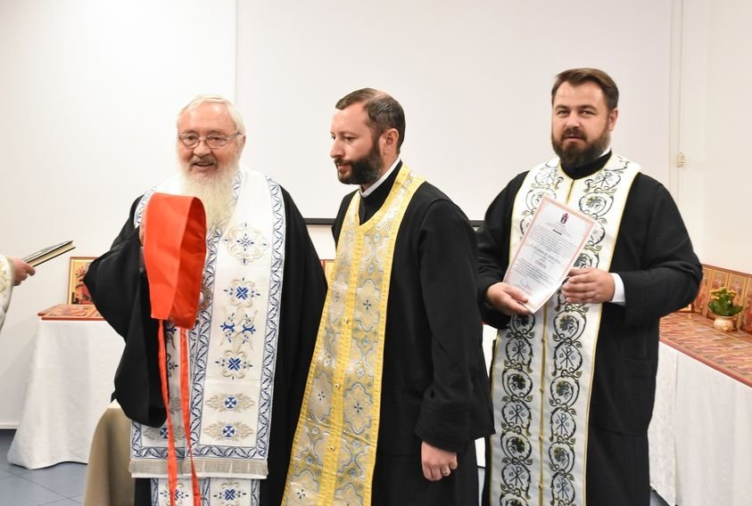 Vizită pastorală la Clinica Medicală III din Cluj-Napoca 268798
