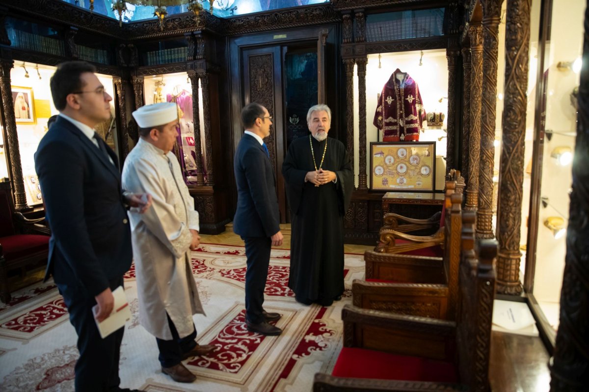 Ambasadorul Republicii Turcia la București în vizită de prezentare la Patriarhia Română 269157