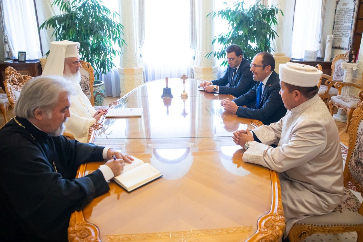 Ambasadorul Republicii Turcia la București în vizită de prezentare la Patriarhia Română 269170