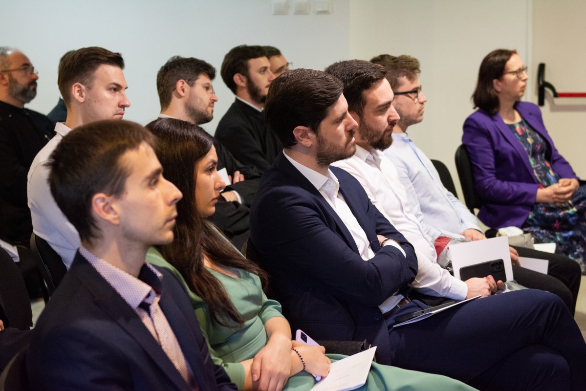 Doi noi doctori la Facultatea de Teologie Ortodoxă din Iași 269221