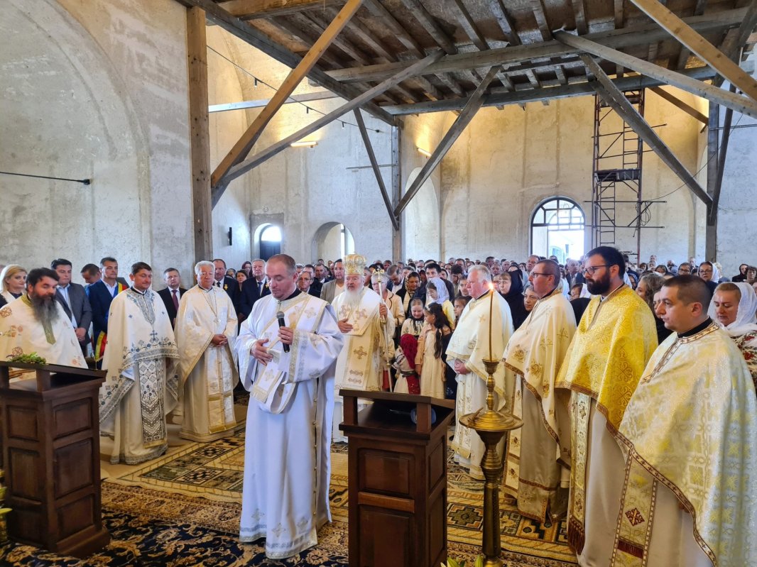 Hramul Așezământului pentru copii orfani de la Dorolea, Bistriţa‑Năsăud 269350