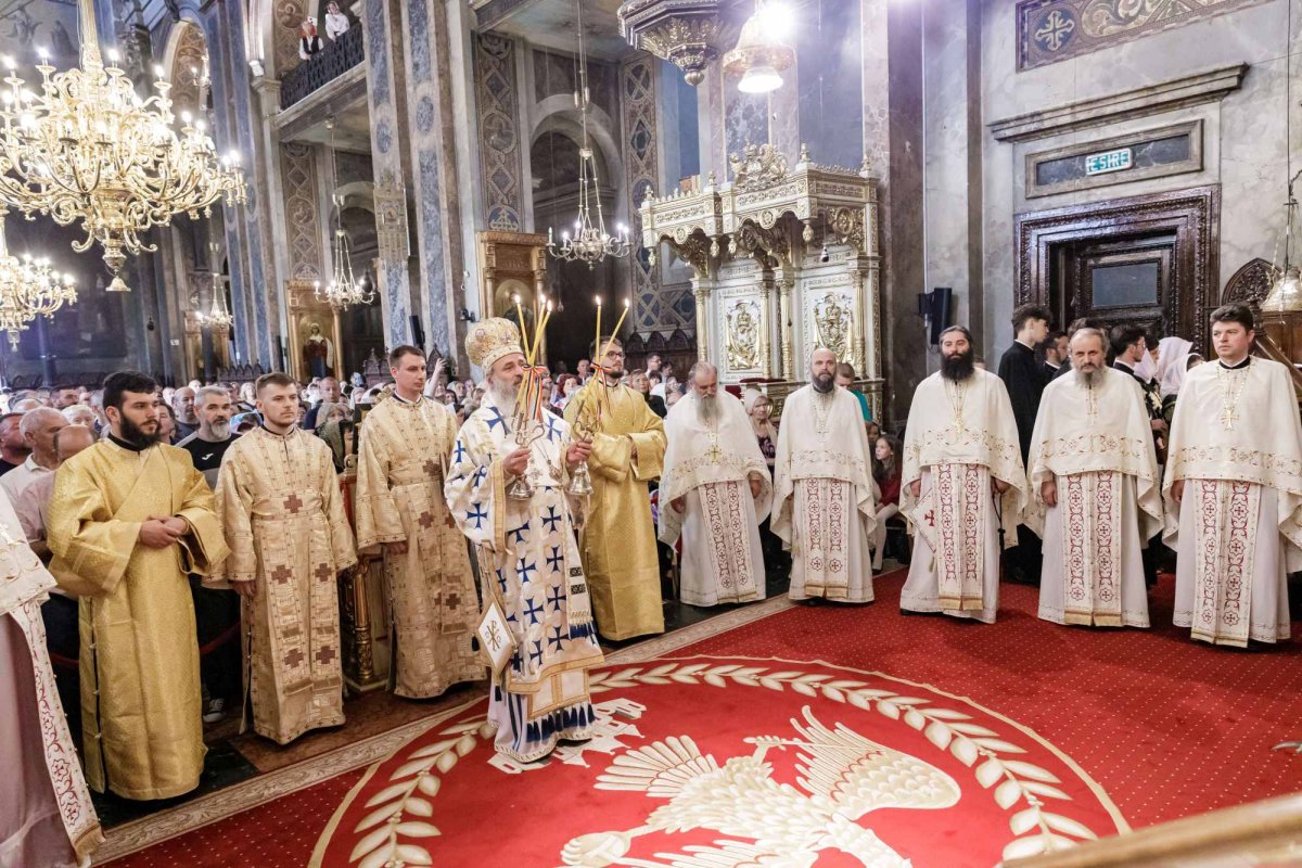 Slujire a Mitropolitului Moldovei și Bucovinei la Catedrala din Iași 269370