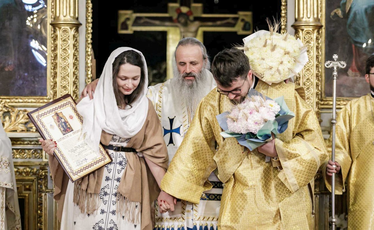 Slujire a Mitropolitului Moldovei și Bucovinei la Catedrala din Iași 269374