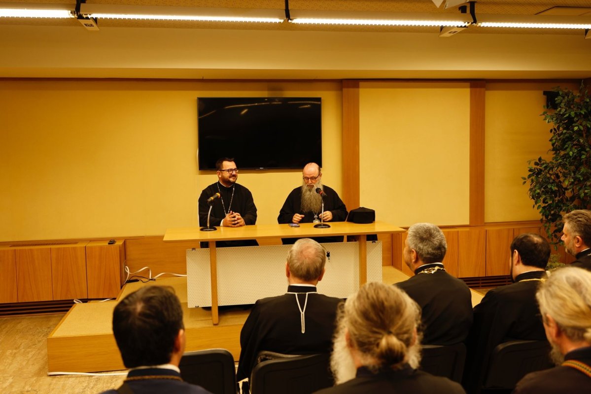 Cursuri pentru obținerea gradelor profesionale pentru clericii din diaspora europeană 269510