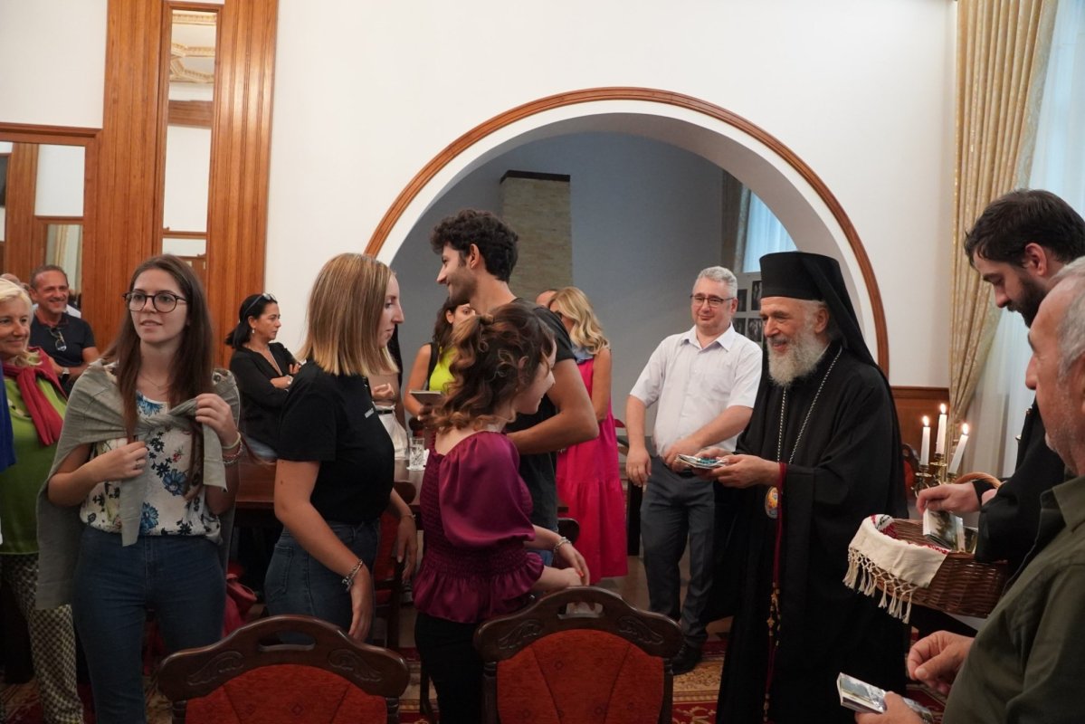 Medici italieni în vizită la Catedrala Arhiepiscopală din Galaţi 269542