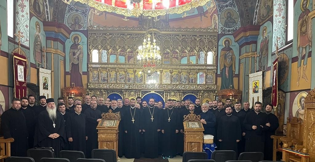 Conferințe preoțești și sinaxă monahală în Episcopia Oradiei 269607
