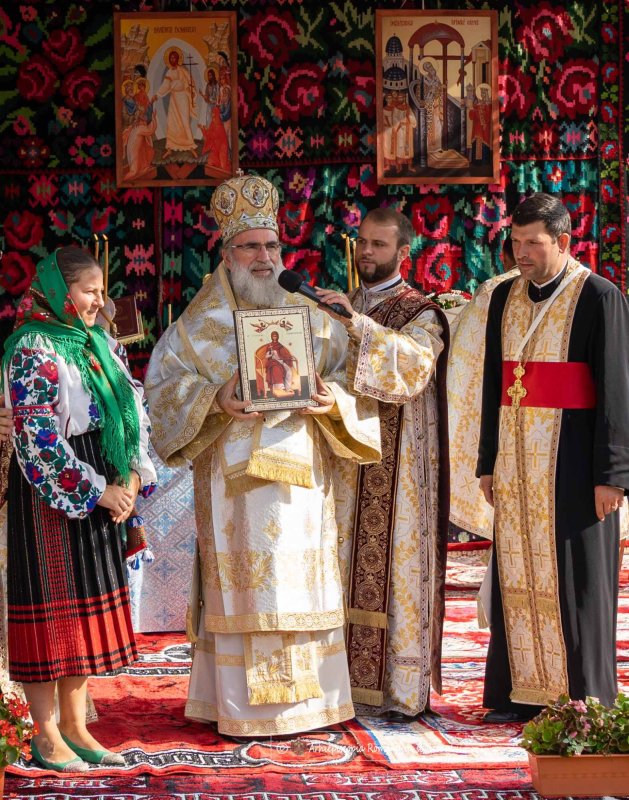 Resfințirea bisericii din Oprișești, Bacău 269612