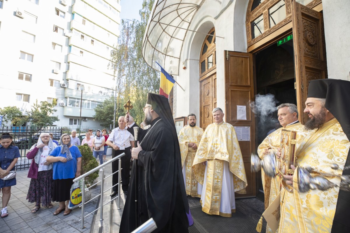 Bucuria prezenței Sfântului Gheorghe într-o parohie bucureșteană 270194