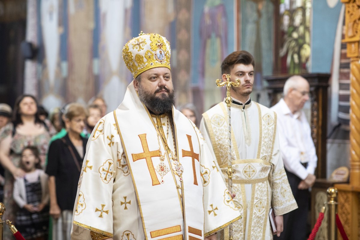 Bucuria prezenței Sfântului Gheorghe într-o parohie bucureșteană 270206