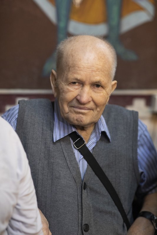 Bucuria prezenței Sfântului Gheorghe într-o parohie bucureșteană 270209