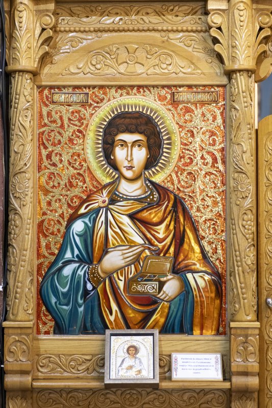 Bucuria prezenței Sfântului Gheorghe într-o parohie bucureșteană 270222