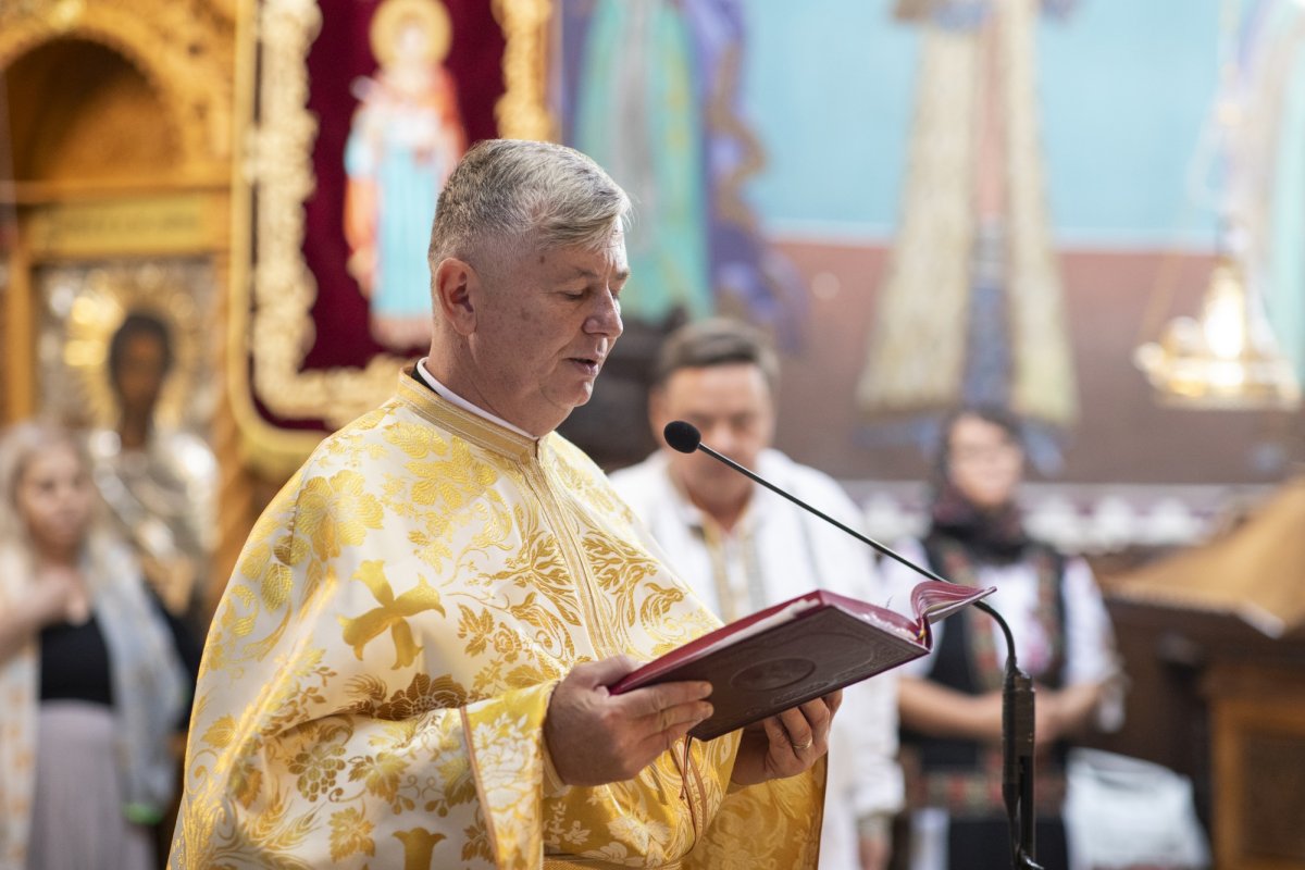 Bucuria prezenței Sfântului Gheorghe într-o parohie bucureșteană 270243