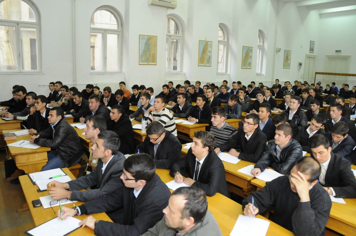 Fără educație riscăm barbarizarea 269244