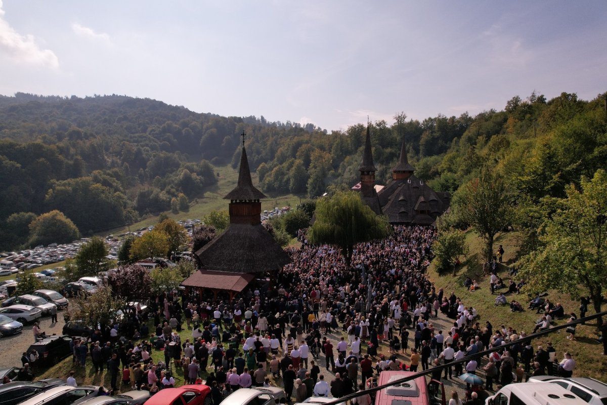 Mănăstirea maramureşeană Rohiţa, la trei decenii de la înfiinţare 270561