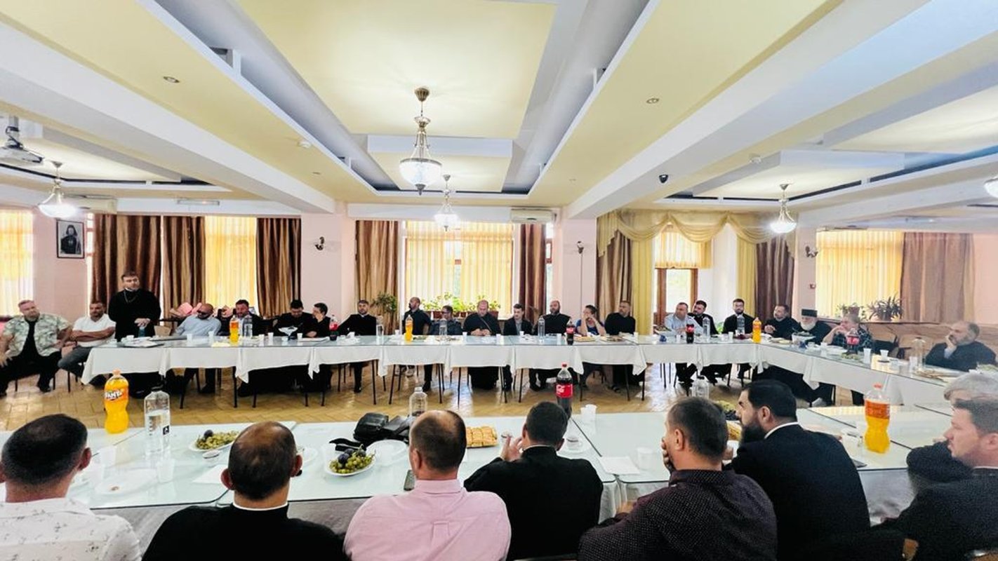 Revederea promoției 2003 a Seminarului Teologic Ortodox din Târgoviște 270585