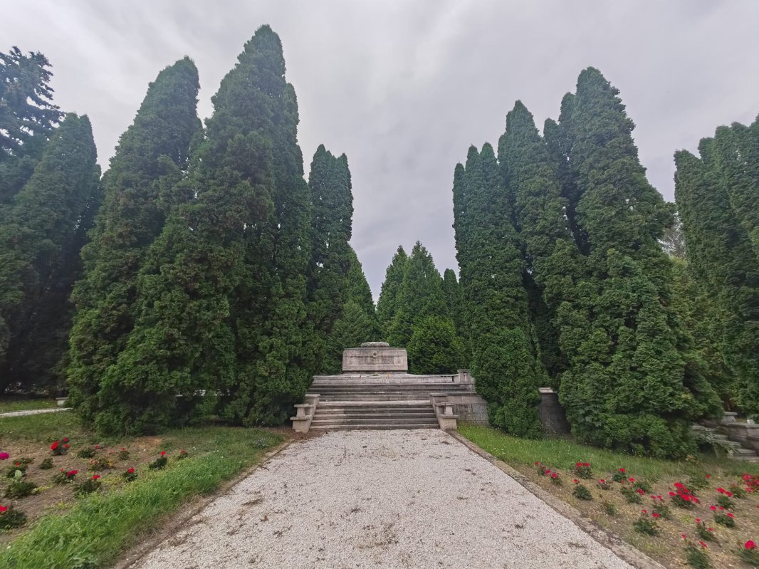 Iubirea de neam are înscrisă între lauri și numele lui 270734