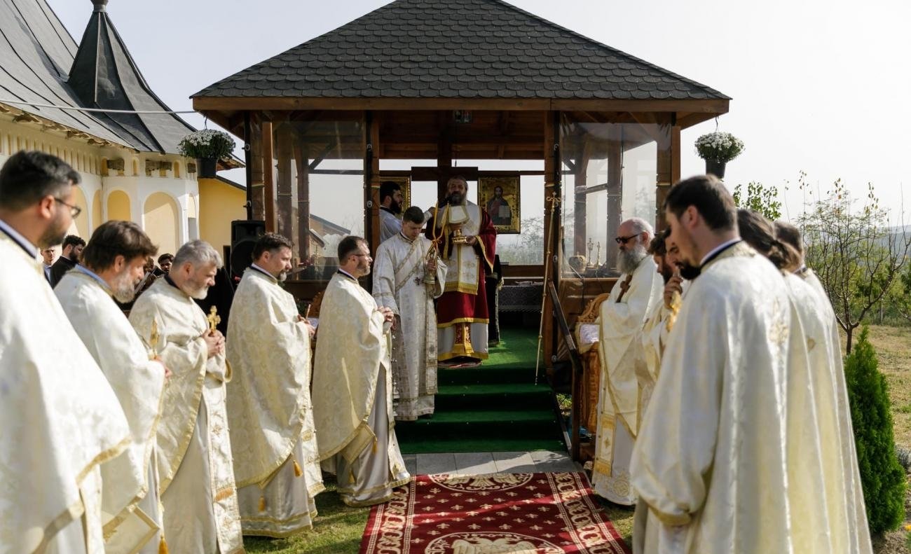 Un nou slujitor pentru Parohia Podolenii de Sus, Iași 270780