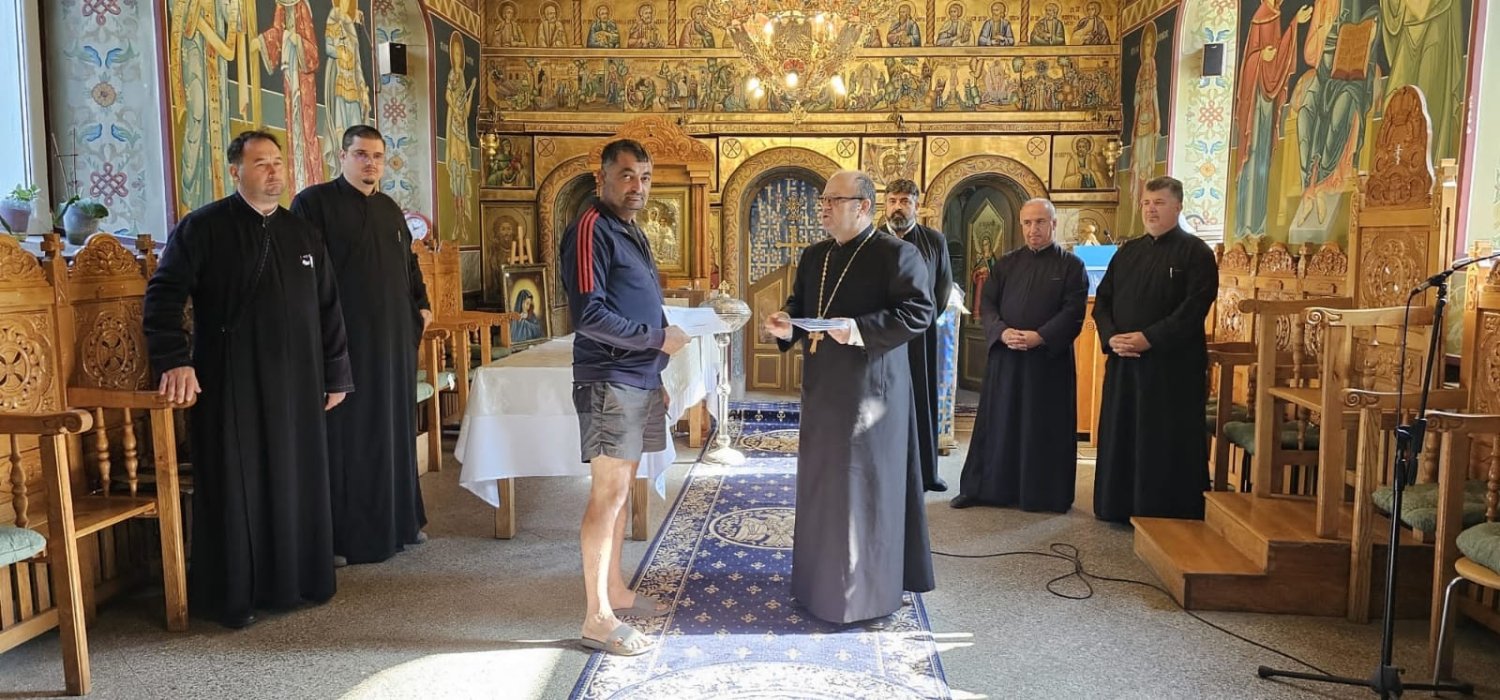 Ajutor financiar de la Eparhia Târgoviștei pentru sinistrații din Crevedia  270980