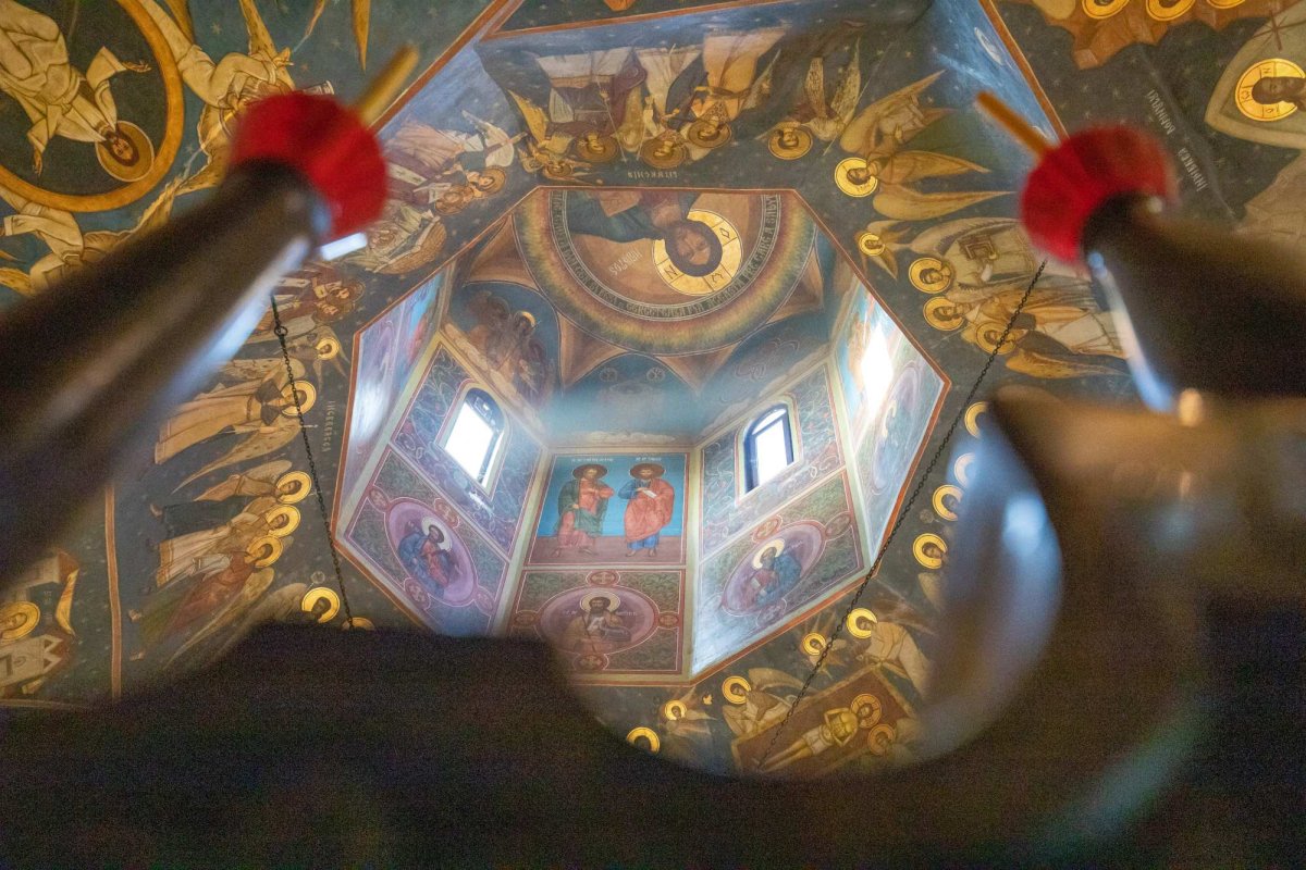 Biserica istorică din Manasia, ca o aripă de înger 270873