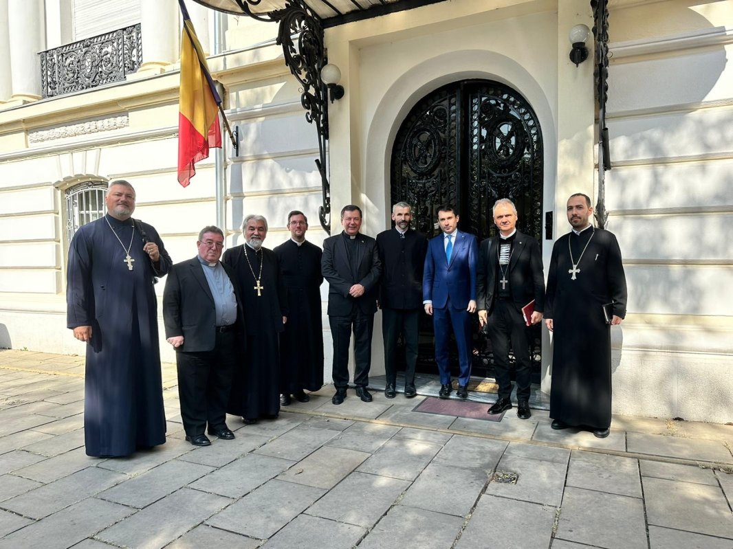 Întâlnire a Secretarului de Stat pentru Culte cu reprezentanții AIDRom 270958