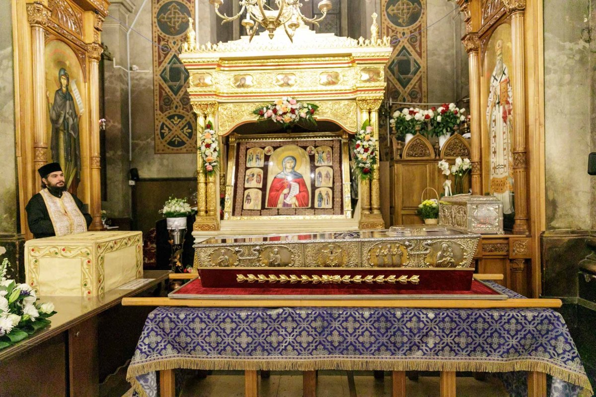 A început sărbătoarea Sfintei Parascheva de la Iași 271024