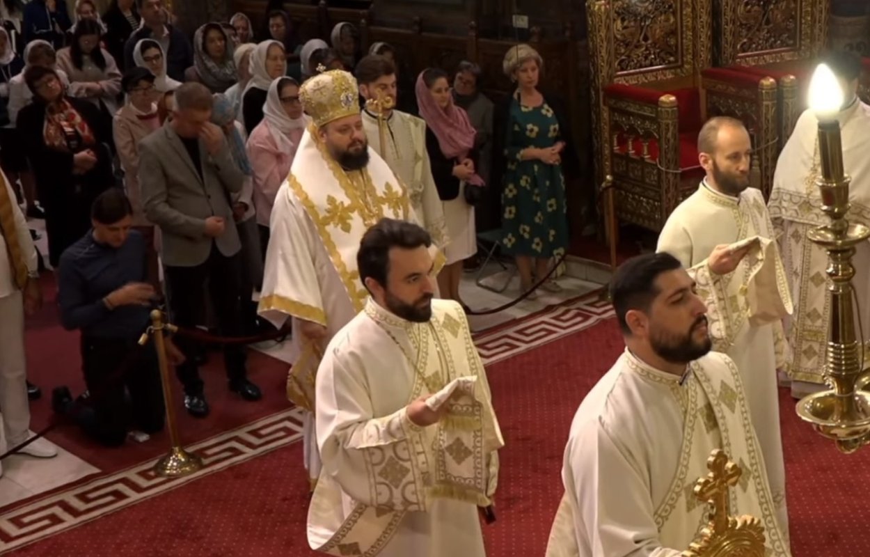 Duminica a 20-a după Rusalii la Catedrala Patriarhală 271147