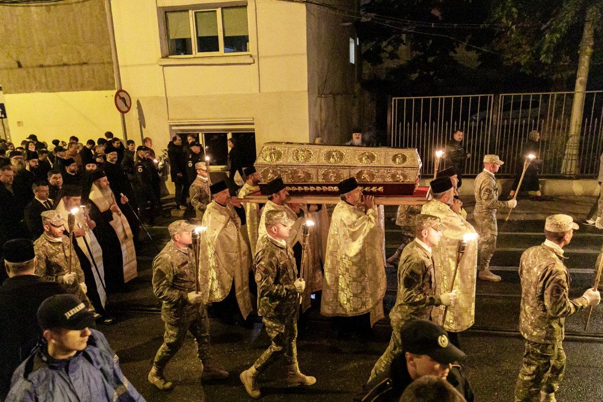 20.000 de pelerini în rugăciune, la Iași, pe „Calea Sfinților” 271360