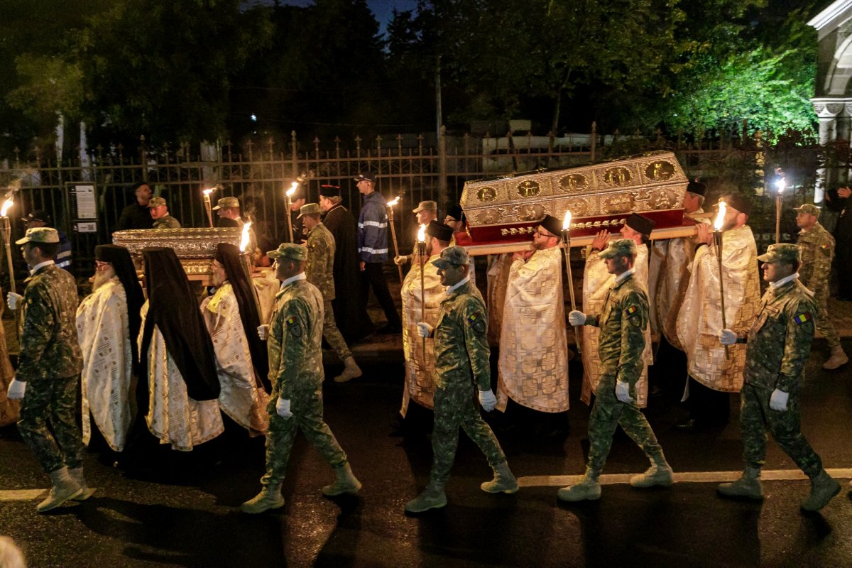 20.000 de pelerini în rugăciune, la Iași, pe „Calea Sfinților” 271364