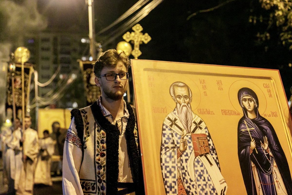 20.000 de pelerini în rugăciune, la Iași, pe „Calea Sfinților” 271365