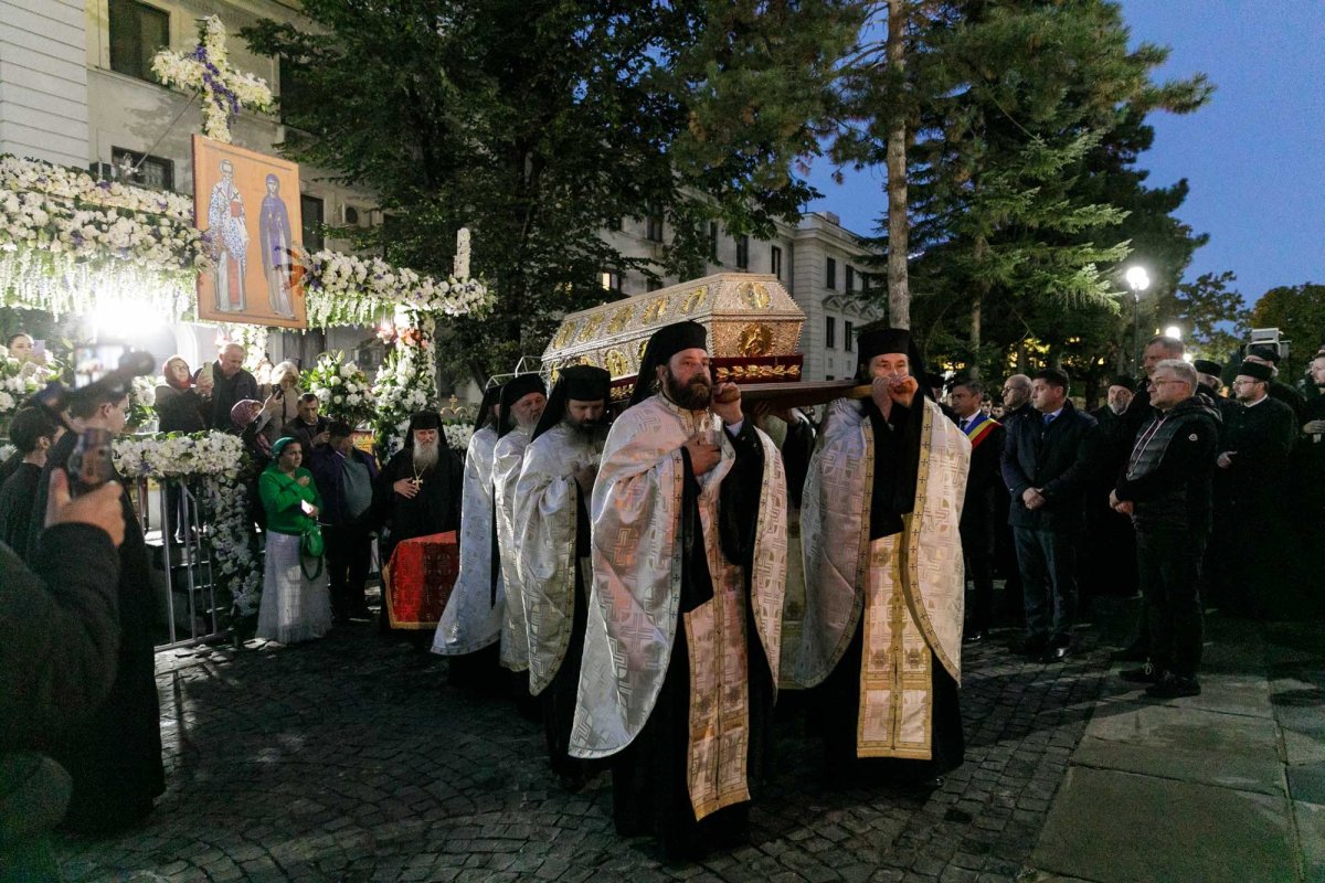 20.000 de pelerini în rugăciune, la Iași, pe „Calea Sfinților” 271373